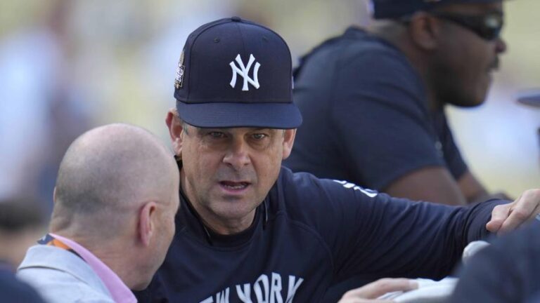 brian-cashman-da-luces-de-que-boone-seguira-con-los-yanquis-focus-min0.15-0.18-896-504