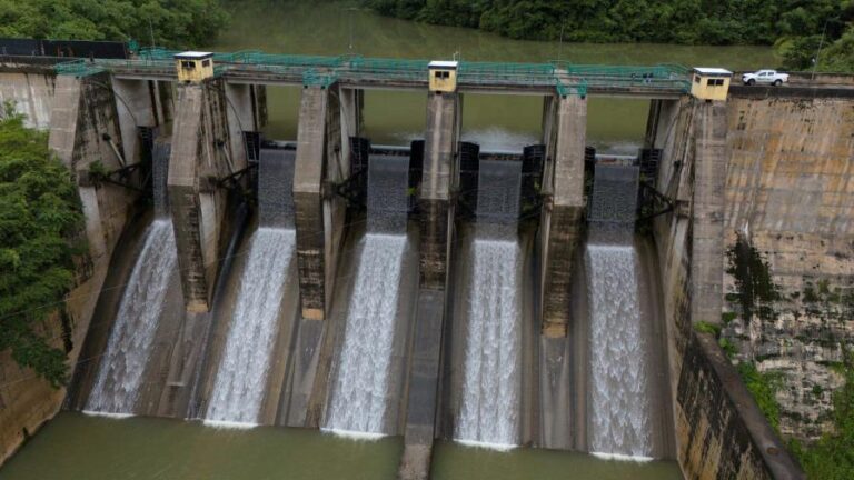 Presa Aguacate, ubicada entre las provincias Peravia y San Cristóbal. (DIARIO LIBRE/ EDDY VITTINI.)