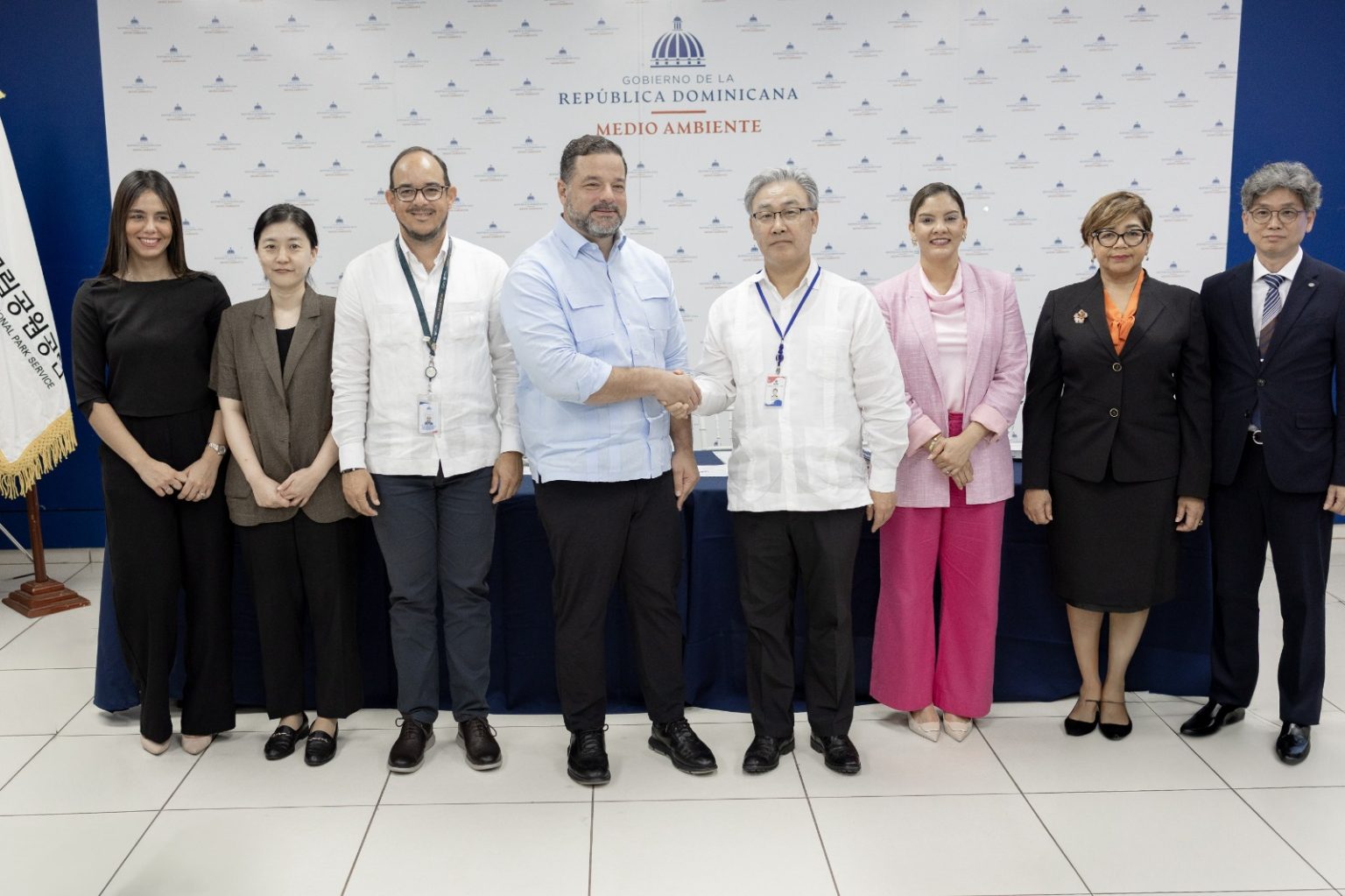 NP-Medio-Ambiente-KOICA-y-MEPyD-inauguran-proyecto-de-monitoreo-del-cambio-climatico-en-parques-nacionales-1-1536x1023