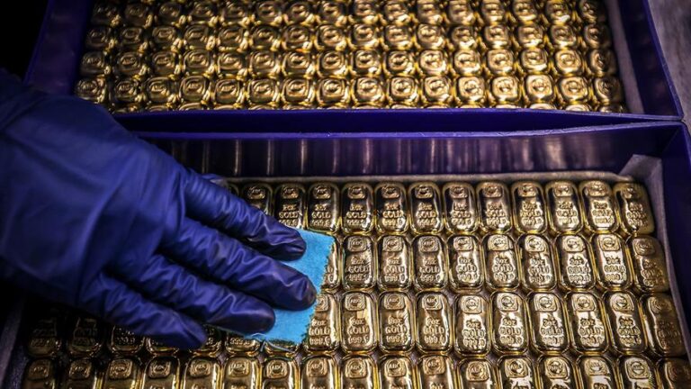 oro-marca-record-por-tensiones-geopoliticas-b9b6801c-focus-0-0-896-504