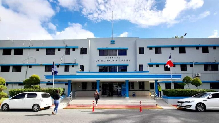 sns-destituye-al-director-del-hosputal-salvador-b-gautier-fec84dda-focus-0-0-896-504
